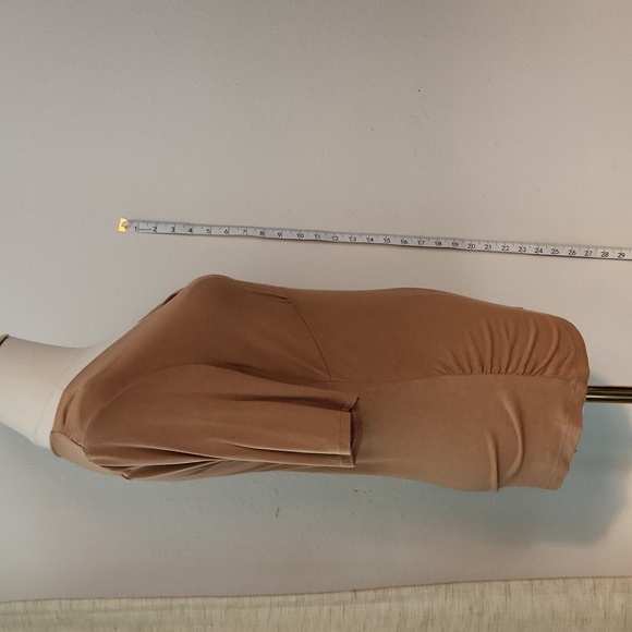 Women's top - Picture 6 of 7